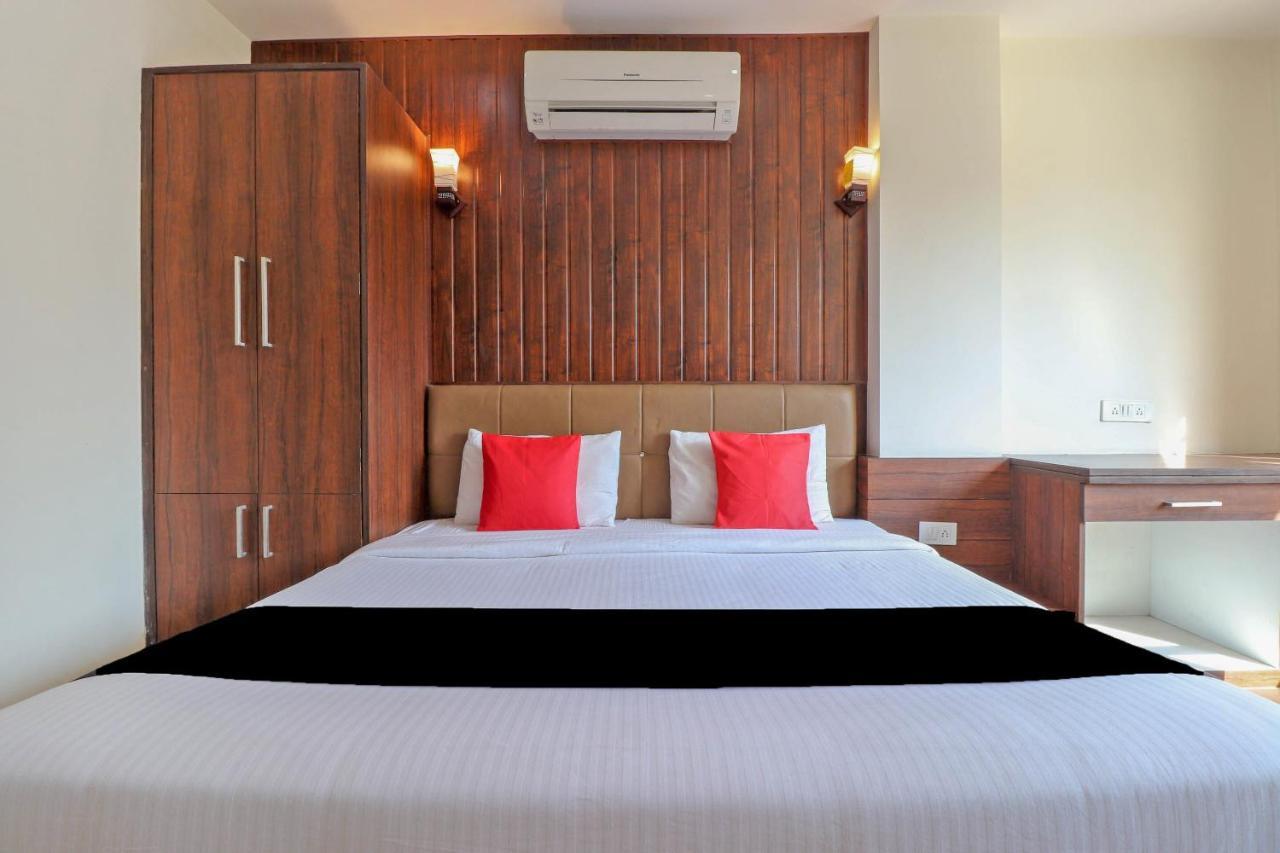 Capital O 76444 Hotel Hill-Top Inn Narendra Nagar Dış mekan fotoğraf