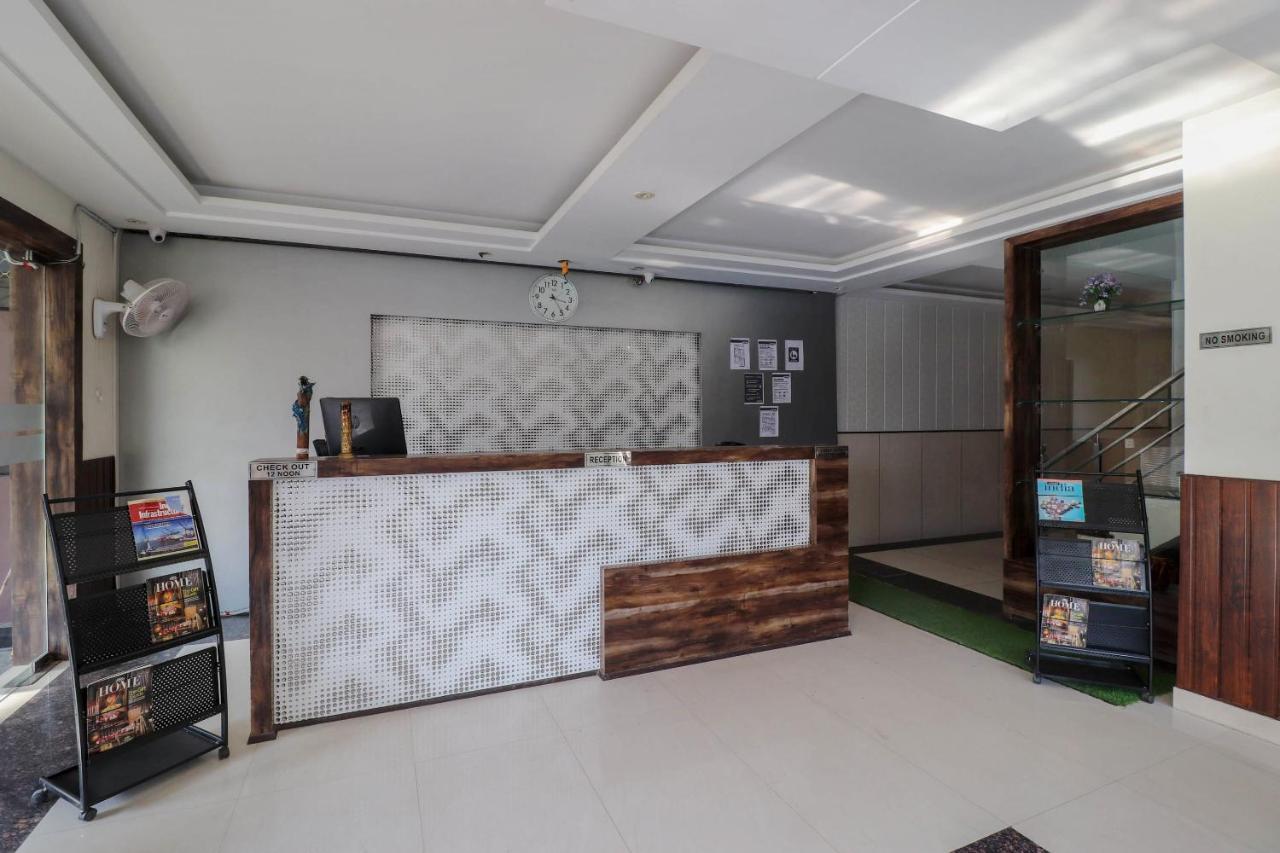 Capital O 76444 Hotel Hill-Top Inn Narendra Nagar Dış mekan fotoğraf